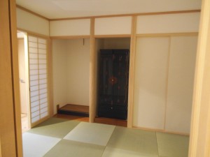 寝室の和室は半畳の琉球畳