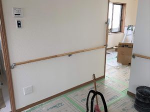 使う方、部屋、用途に合わせた手すりに。