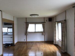 リノベーション前です<br />
この場所がキッチンになります<br />
キッチンに合わせて窓の位置やサイズも変えました