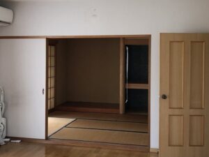 リノベーション前の和室です<br />
こちらがリビングに生まれ変わります