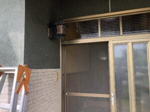 リフォーム前の玄関引戸です